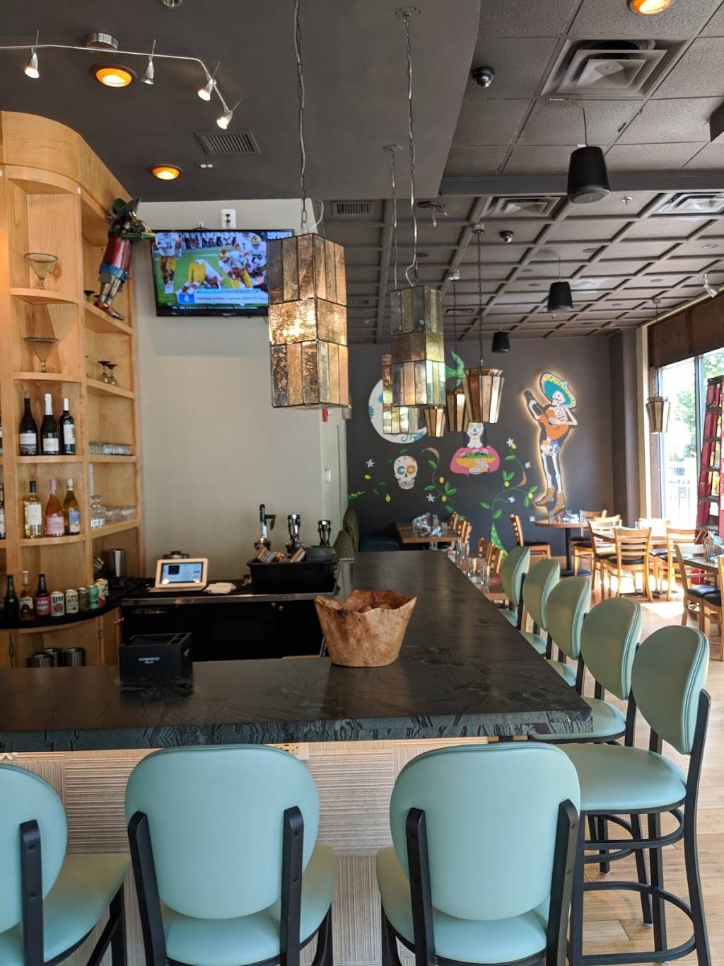 Tequila & Taco | restaurant | 540 John Carlyle St, Alexandria, VA 22314, USA | 7037213203 OR +1 703-721-3203