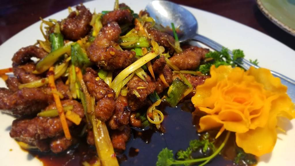 Chen Chinese Cuisine | restaurant | 6100 Northwest Hwy, Crystal Lake, IL 60014, USA | 8153568899 OR +1 815-356-8899