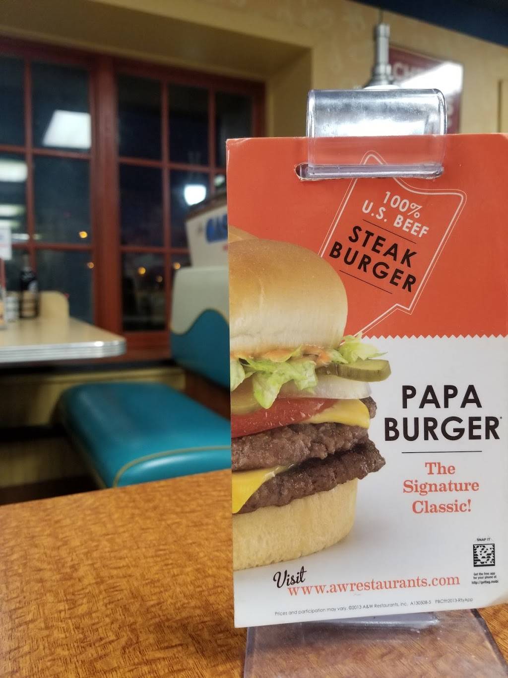 A&W Restaurant | restaurant | 2501 E Oakland Ave, Bloomington, IL 61701, USA | 3096631823 OR +1 309-663-1823