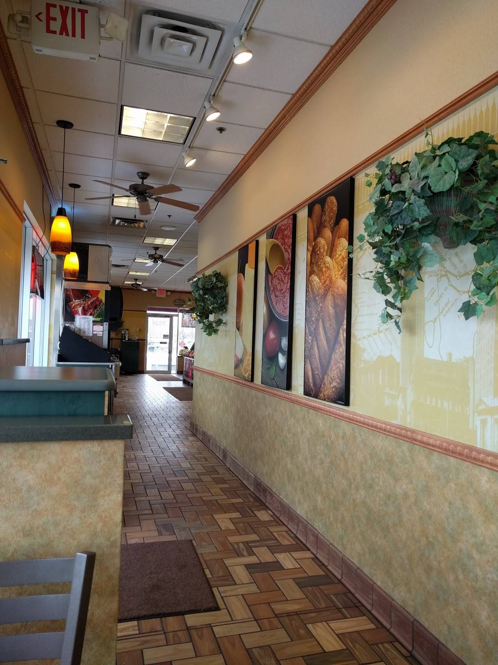 Subway Restaurants | restaurant | 7836 Market Blvd, Chanhassen, MN 55317, USA | 9529346056 OR +1 952-934-6056