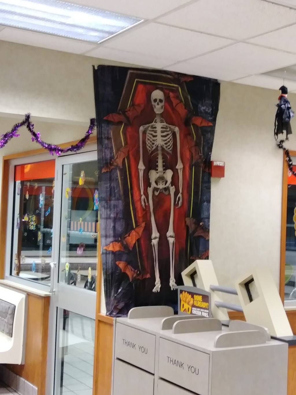 Burger King | restaurant | 6170 W Grand Ave Unit 241, Gurnee, IL 60031, USA | 8473363427 OR +1 847-336-3427