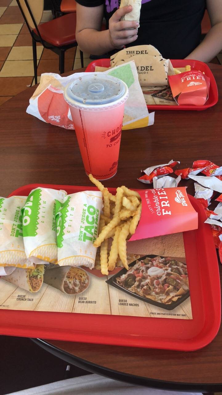 Del Taco | meal takeaway | 10494 Magnolia Ave, Riverside, CA 92505, USA | 9517850533 OR +1 951-785-0533