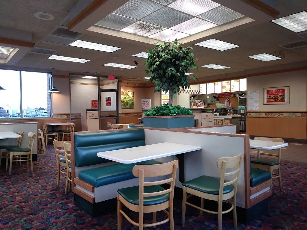 Wendys | restaurant | 5830 Westnedge Ave. South, Portage, MI 49002, USA | 2693454794 OR +1 269-345-4794