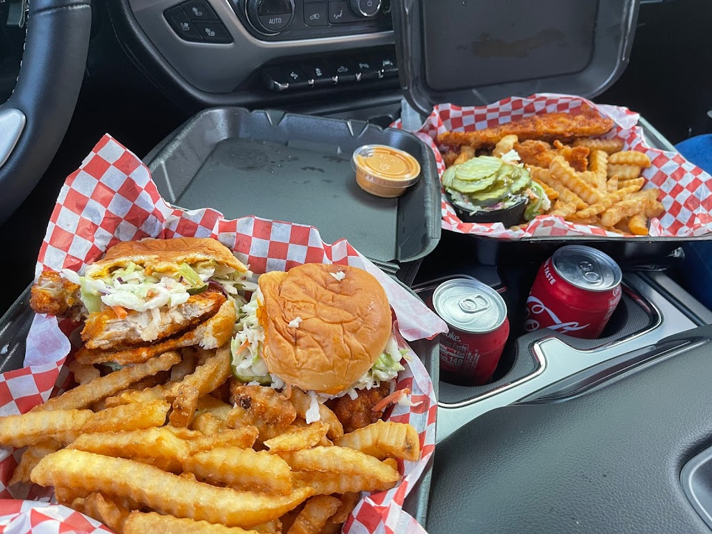 Hades Hot Chicken | restaurant | 4414 W Victory Blvd, Burbank, CA 91505, USA | 8186166565 OR +1 818-616-6565