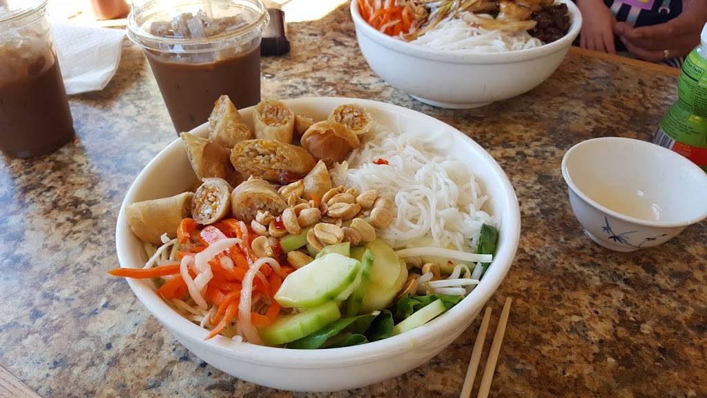 Vietnam Gate Restaurant | restaurant | 321 S Lincolnway St, North Aurora, IL 60542, USA | 6302993585 OR +1 630-299-3585