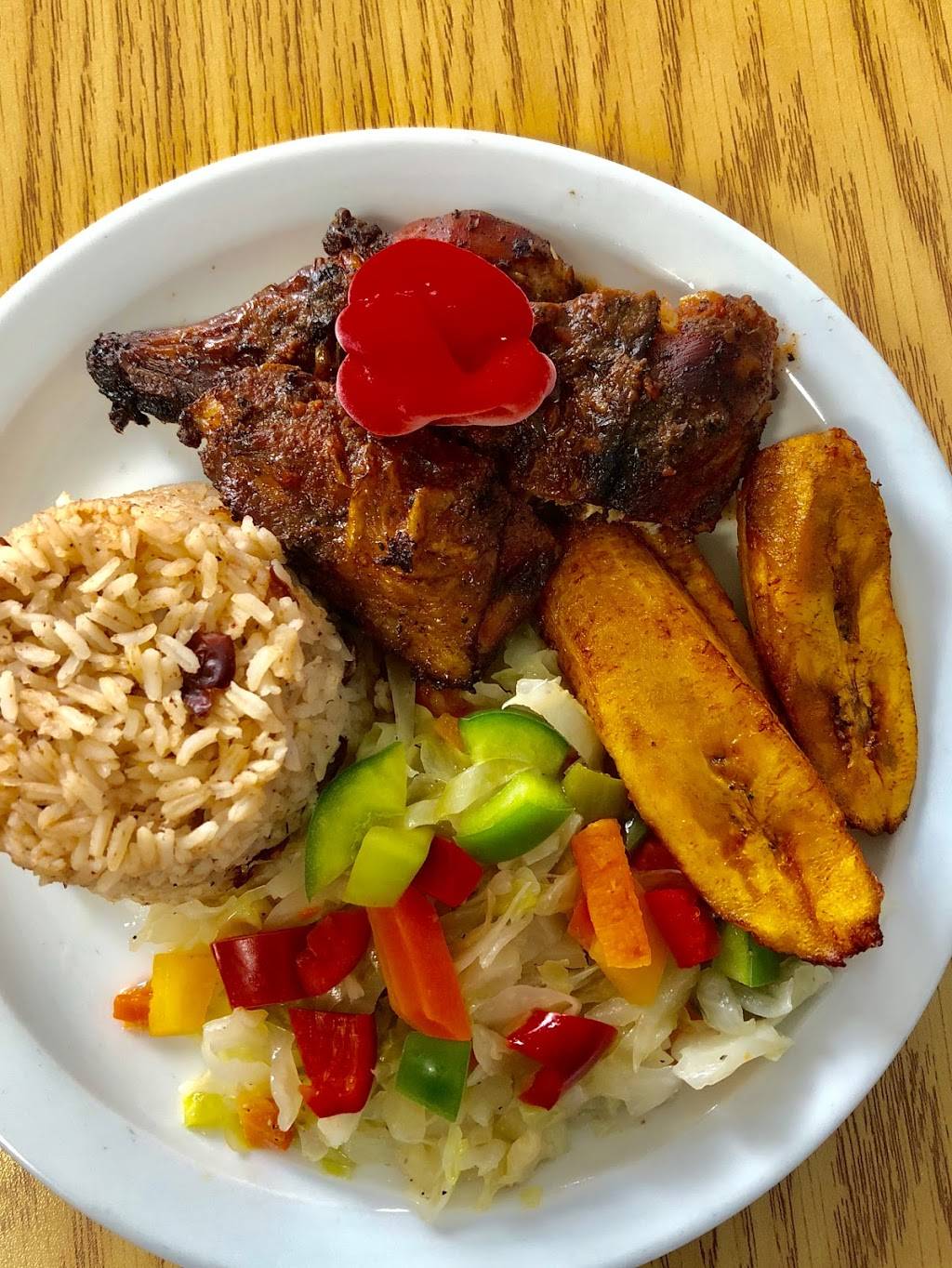 Aunty Joys Jamaican Kitchen | restaurant | 1217 W Devon Ave, Chicago, IL 60660, USA | 7738560247 OR +1 773-856-0247