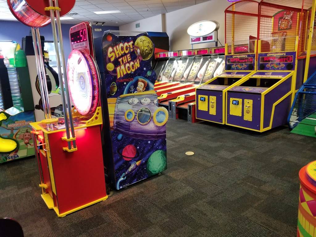 Chuck E. Cheese | restaurant | 3146 Sports Arena Blvd, San Diego, CA 92110, USA | 6195234324 OR +1 619-523-4324