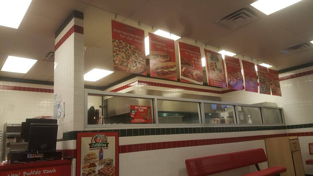 Jets Pizza | meal delivery | 2811 N Ashland Ave, Chicago, IL 60657, USA | 7738572080 OR +1 773-857-2080