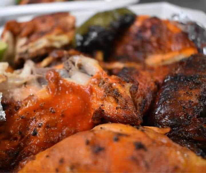 Pollos Asados El Rey MTy | restaurant | 1704 I-35 Frontage Rd, San Antonio, TX 78208, USA | 2108037821 OR +1 210-803-7821