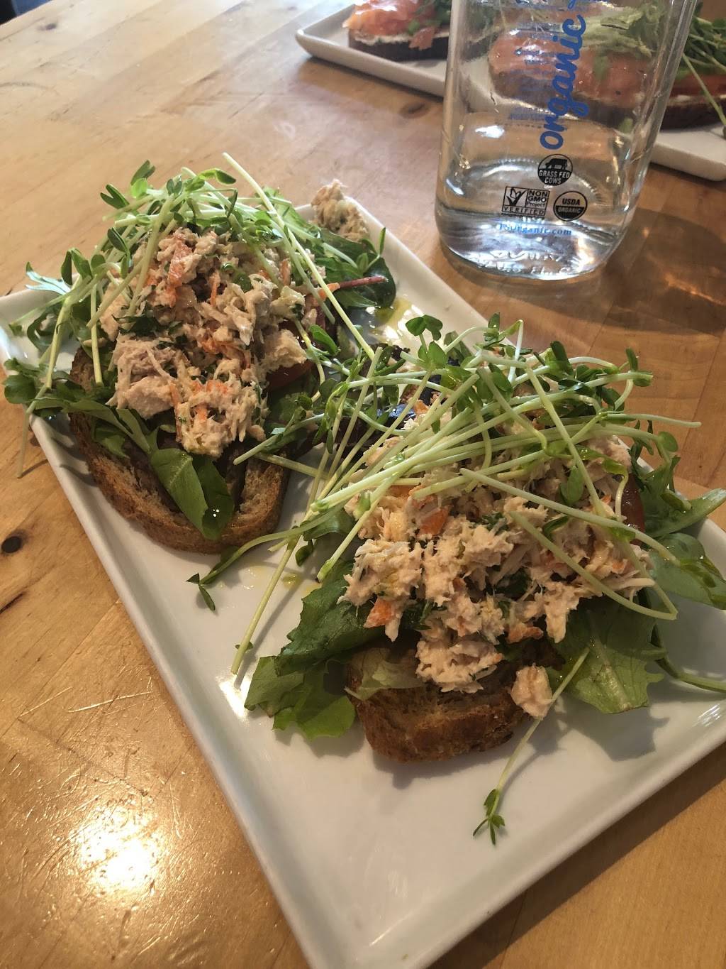 Bee ORGANIC | restaurant | 4c Bond St, Great Neck, NY 11021, USA | 5165700915 OR +1 516-570-0915