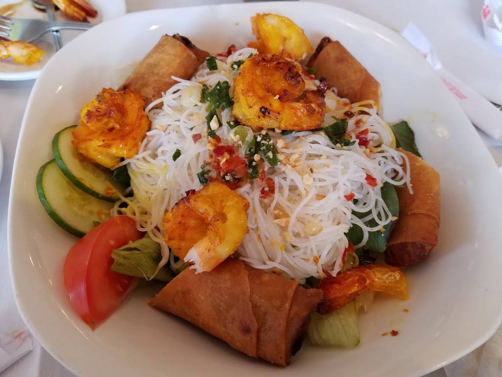 Saigon Paris Bistro | restaurant | 12995 S Cleveland Ave Suite #118, Fort Myers, FL 33907, USA | 2399362233 OR +1 239-936-2233