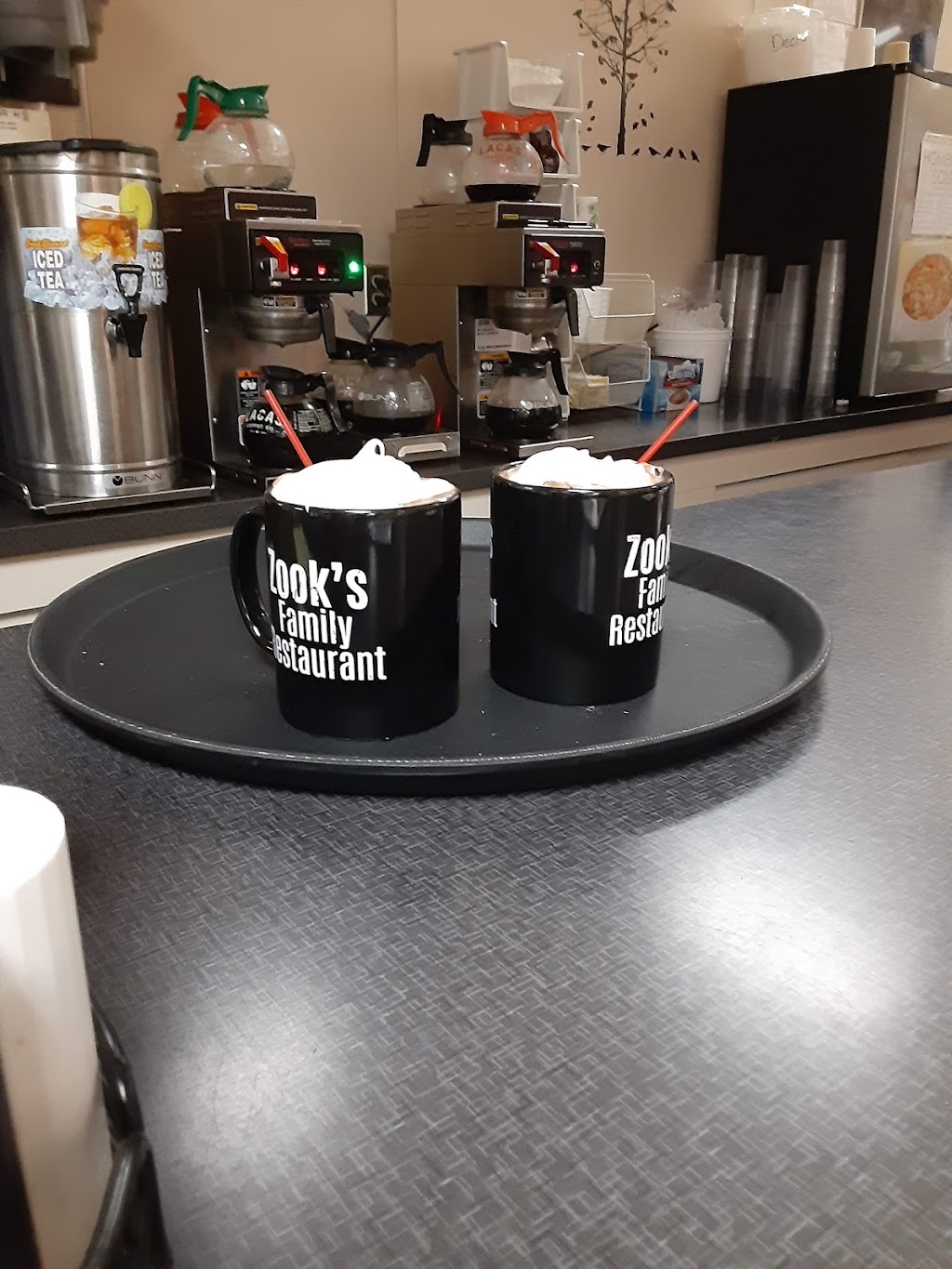 Zooks Family Restaurant | restaurant | 11200 York Rd, Cockeysville, MD 21030, USA | 4103161516 OR +1 410-316-1516