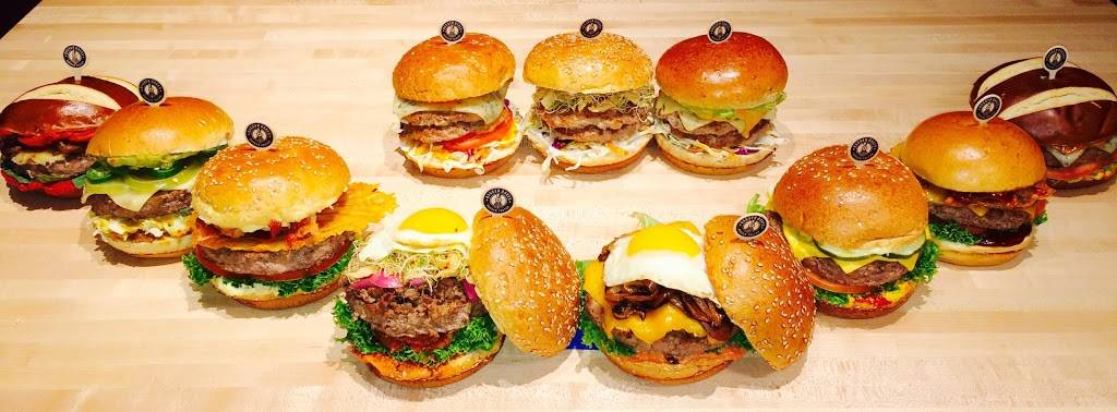 Bagger Daves Burger Tavern - West Chester | restaurant | 9421 Civic Centre Blvd, West Chester Township, OH 45069, USA | 5136442102 OR +1 513-644-2102