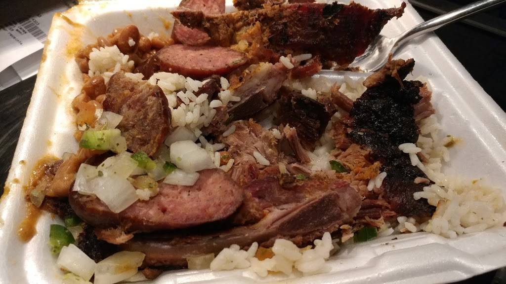 Road House BBQ Grill & Deli | restaurant | 4800 I-10, Alleyton, TX 78935, USA | 9797330000 OR +1 979-733-0000