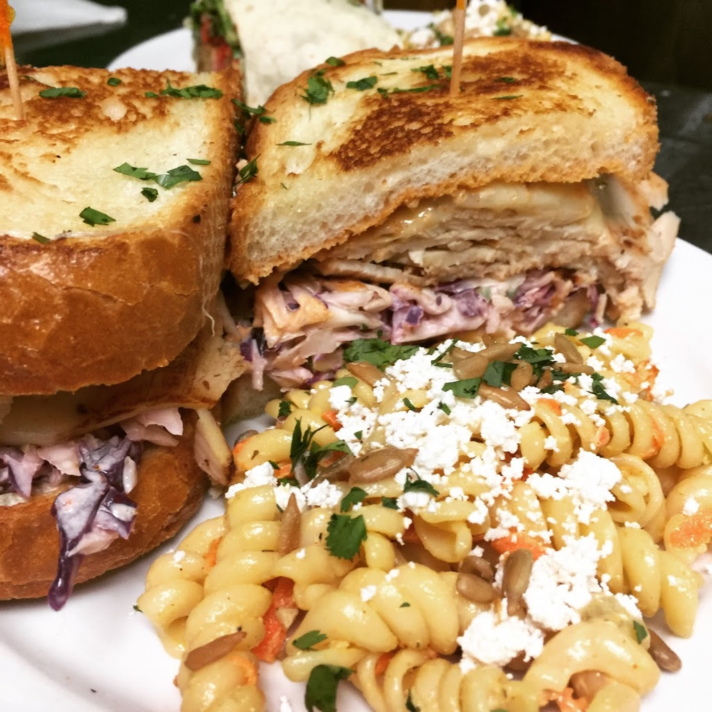 The Smiling Moose | restaurant | 1306 E Carson St, Pittsburgh, PA 15203, USA | 4124314668 OR +1 412-431-4668