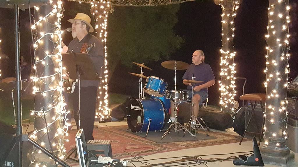 Blue Heron | restaurant | 30250 Yosemite Springs Pkwy, Coarsegold, CA 93614, USA | 5596586969 OR +1 559-658-6969