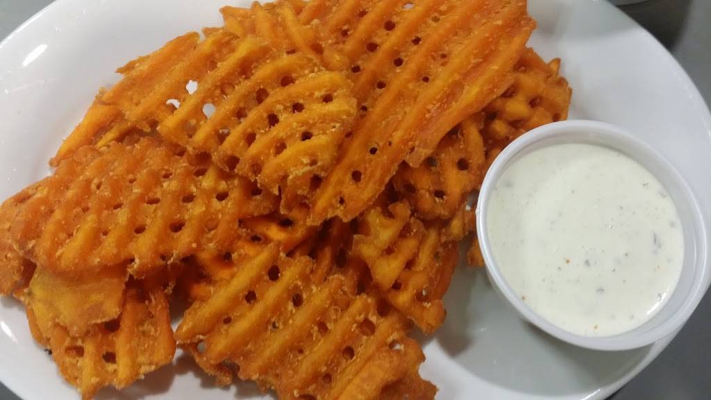 The Home Restaurant | restaurant | 218 N Defiance St, Archbold, OH 43502, USA | 4194456411 OR +1 419-445-6411