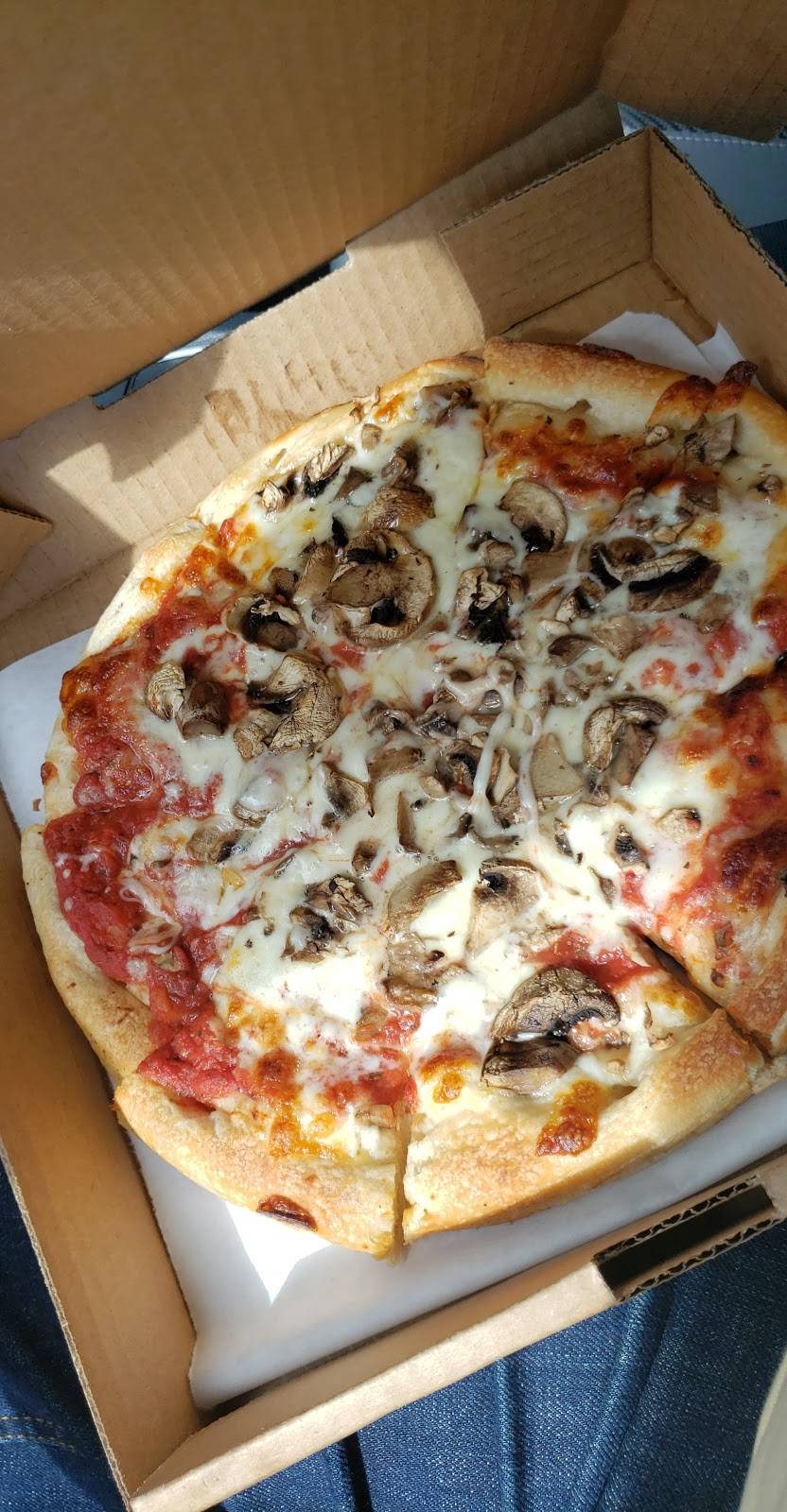 Tonis Pizza House | restaurant | 4320 Holland Road, Virginia Beach, VA 23452, USA | 7573402851 OR +1 757-340-2851