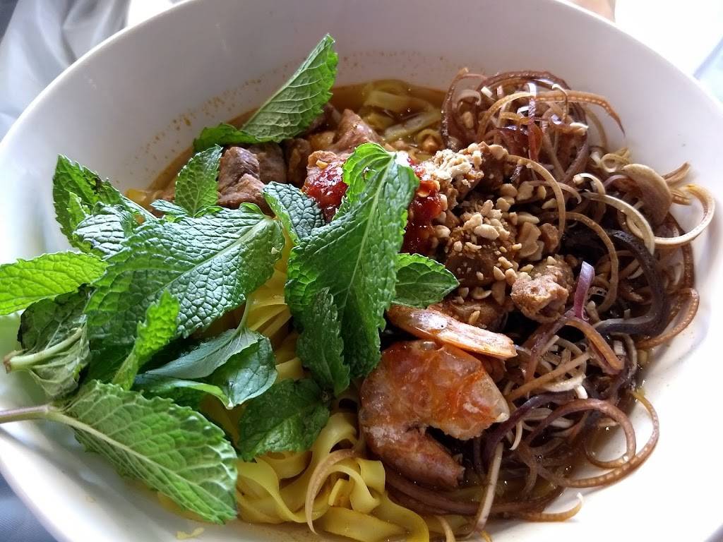 Crawfish & Noodles | restaurant | 11360 Bellaire Blvd #990, Houston, TX 77072, USA | 2819888098 OR +1 281-988-8098