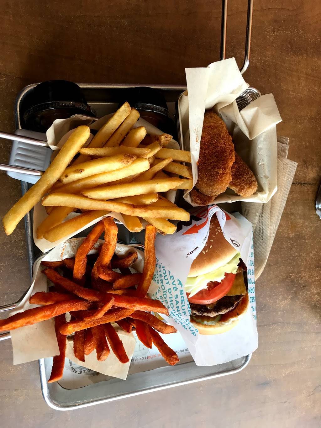 A&W Canada | restaurant | 580 Hespeler Rd, Cambridge, ON N1R 6J8, Canada | 5196213116 OR +1 519-621-3116