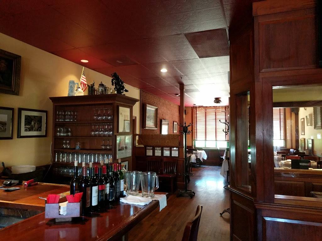 Josephs Steakhouse | restaurant | 360 Fairfield Ave #2, Bridgeport, CT 06604, USA | 2033379944 OR +1 203-337-9944