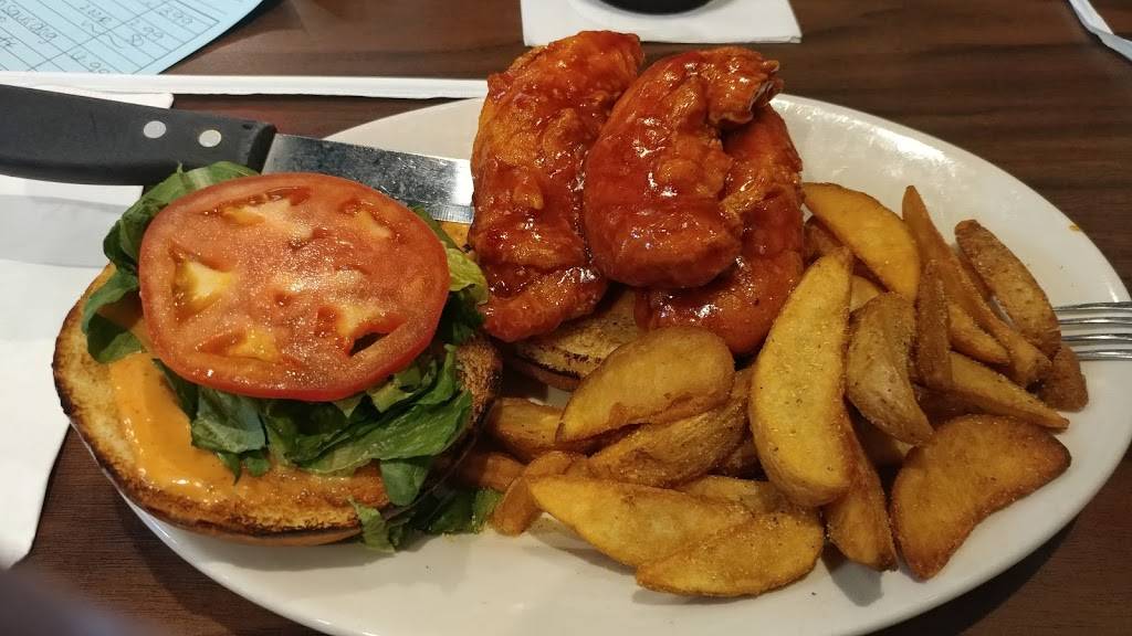 Village Deli Sub & Pub | restaurant | 2803 Wrightsboro Rd #28, Augusta, GA 30909, USA | 7067363691 OR +1 706-736-3691