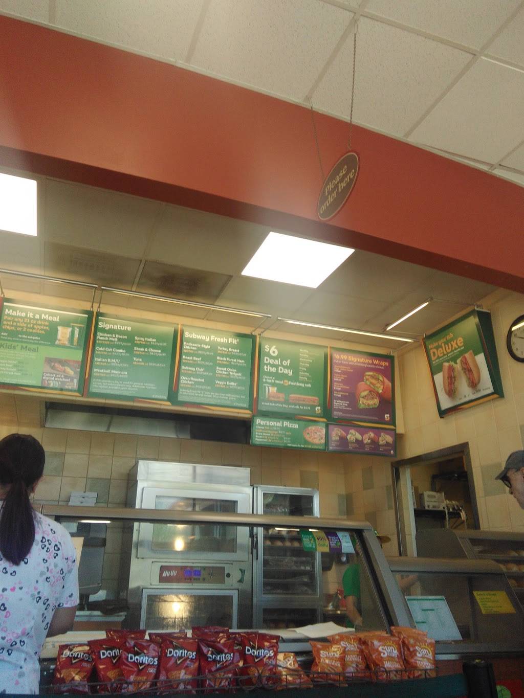 Subway | restaurant | Marketplace, 1717 E Vista Chino Suite B-6, Palm Springs, CA 92262, USA | 7603228808 OR +1 760-322-8808