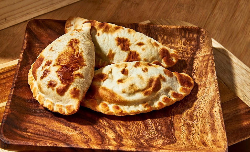 Deep Purpl - Acai Bowls | restaurant | 1375 N Milwaukee Ave, Chicago, IL 60622, USA | 3125045042 OR +1 312-504-5042