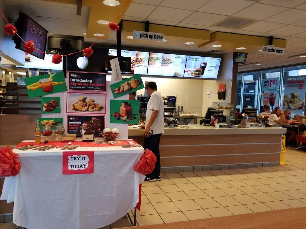 McDonalds | cafe | 3957 Legacy Dr, Plano, TX 75023, USA | 9726188925 OR +1 972-618-8925