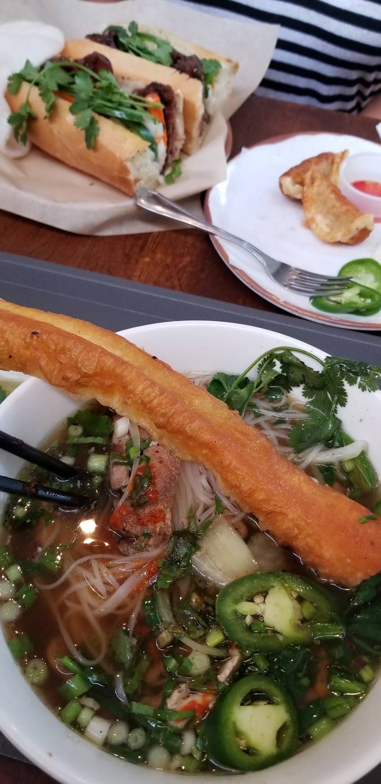 Banh Mi Up | restaurant | 8037 N Lombard St, Portland, OR 97203, USA | 5037194288 OR +1 503-719-4288