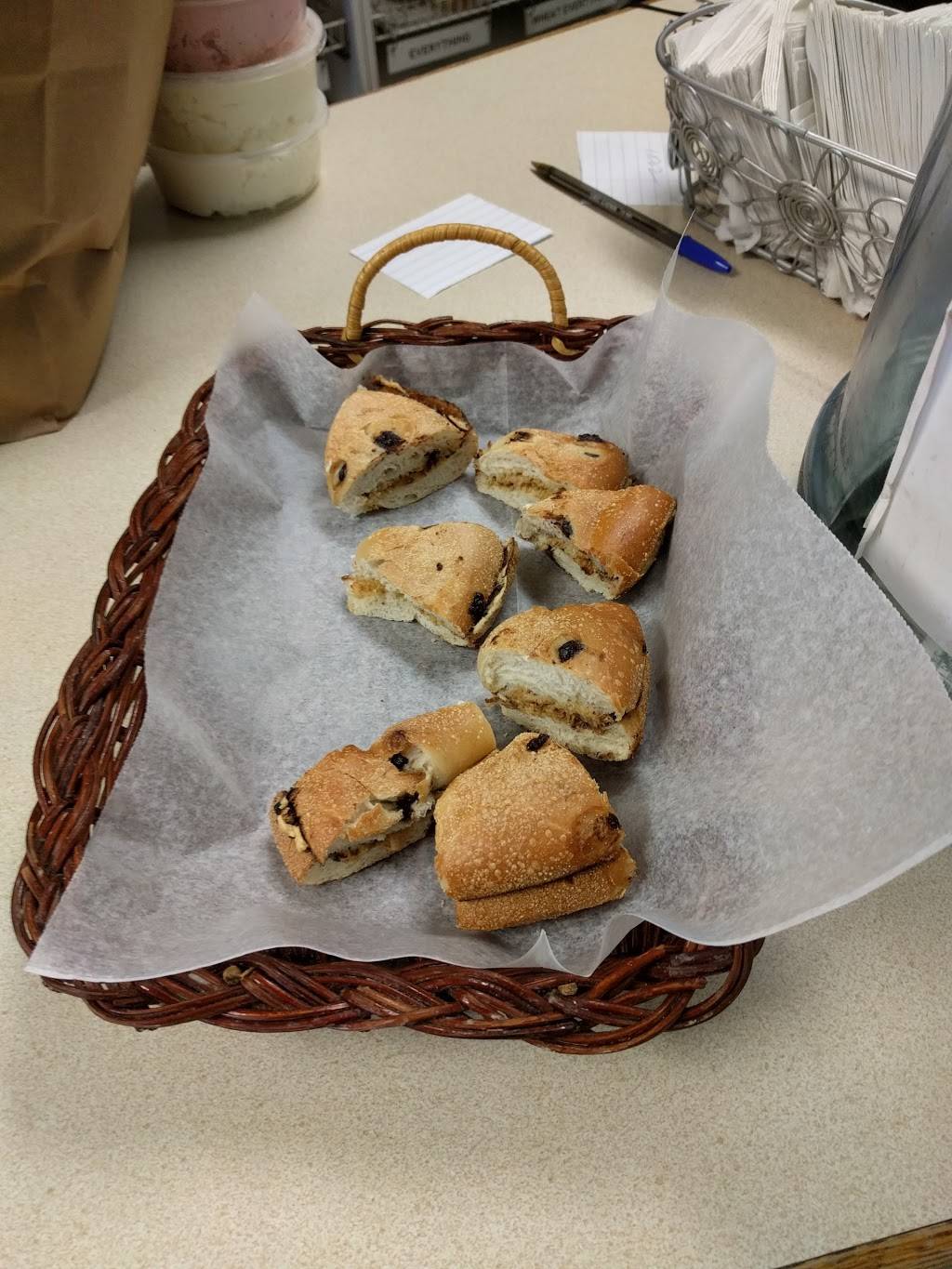 The Bagel and Bread House | bakery | 403 Norristown Rd, Horsham, PA 19044, USA | 2156723410 OR +1 215-672-3410