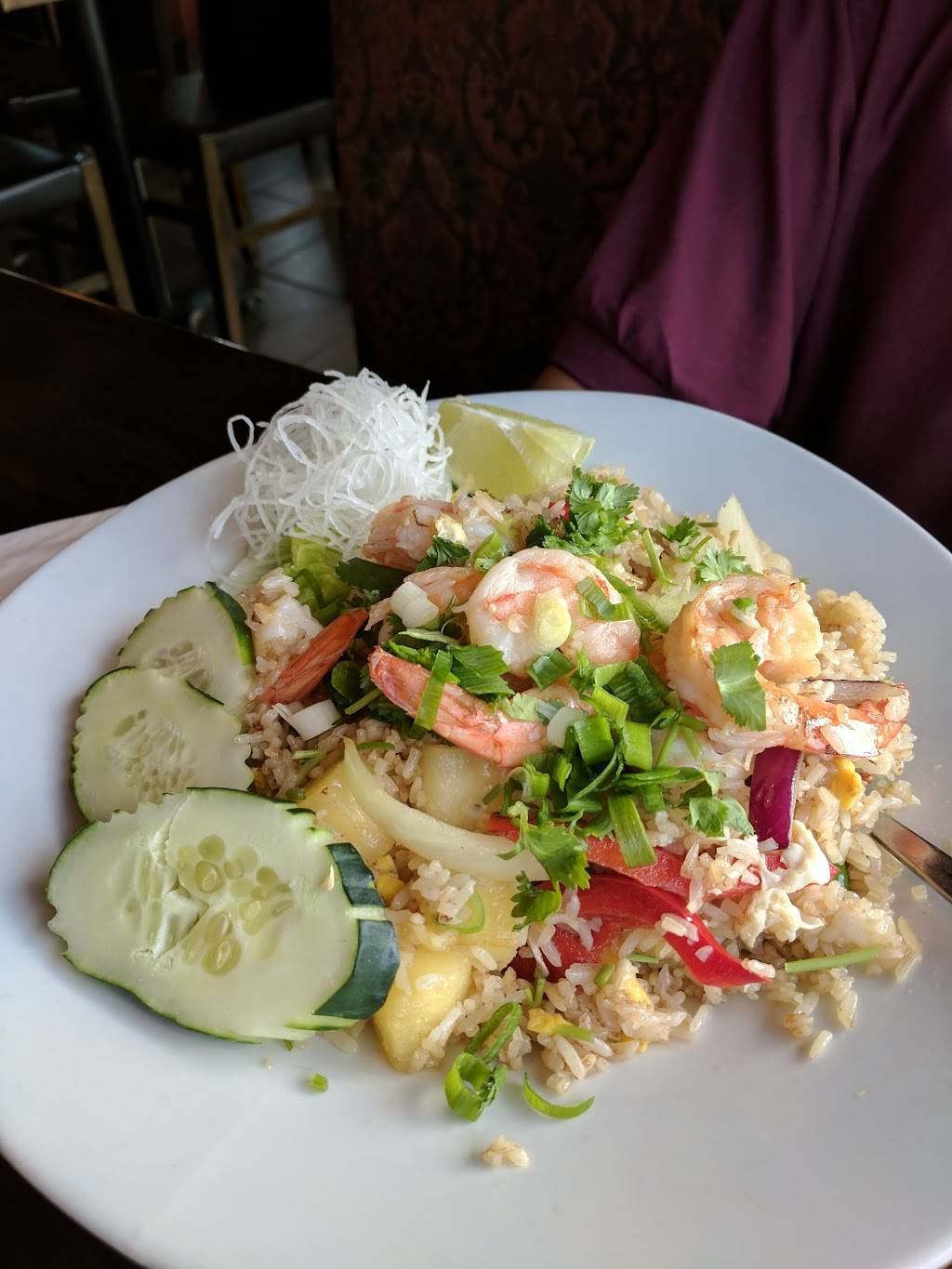 Red Parrot Asian Bistro | restaurant | 7698 Dorchester Blvd #201, Hanover, MD 21076, USA | 4107994573 OR +1 410-799-4573