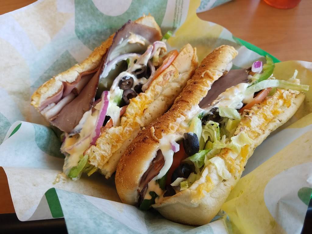 Subway Restaurants | restaurant | 3604 Robert C Byrd Dr, Beckley, WV 25801, USA | 3049292443 OR +1 304-929-2443