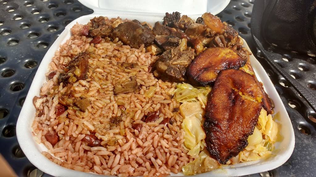 Montego Bay Restaurant & Grill | restaurant | 700 Bellwood Ave, Bellwood, IL 60104, USA | 7085474625 OR +1 708-547-4625