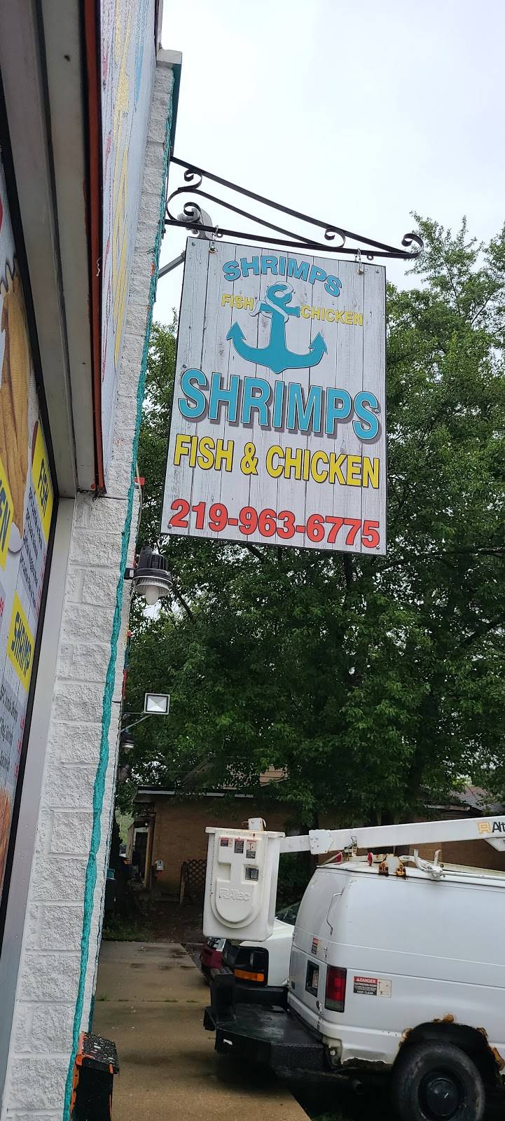 Shrimp Fish & Chicken | restaurant | 412 W 37th Ave, Hobart, IN 46342, USA | 2199636775 OR +1 219-963-6775
