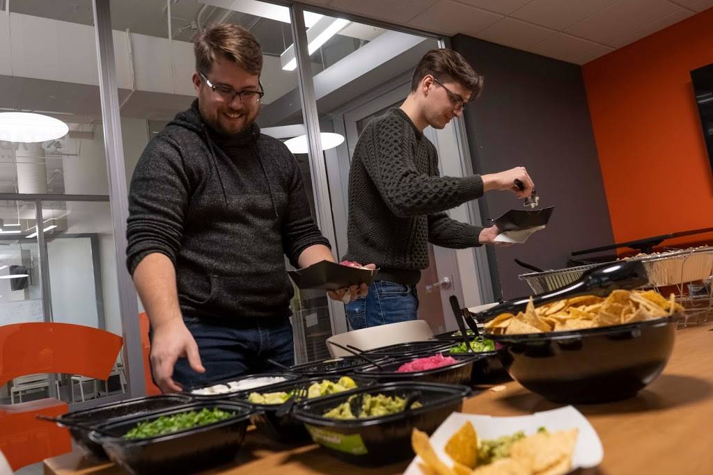 lloyd Catering | restaurant | 1503 Hertel Ave, Buffalo, NY 14216, USA | 7162921764 OR +1 716-292-1764