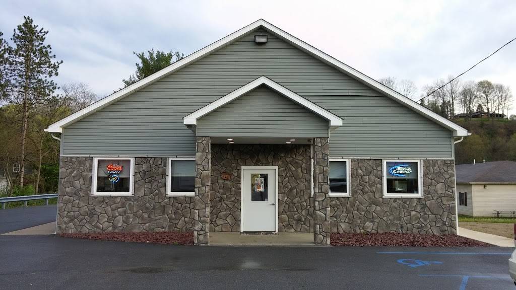 Rumors Tavern | restaurant | 901 W Mahoning St, Punxsutawney, PA 15767, USA | 8149382414 OR +1 814-938-2414