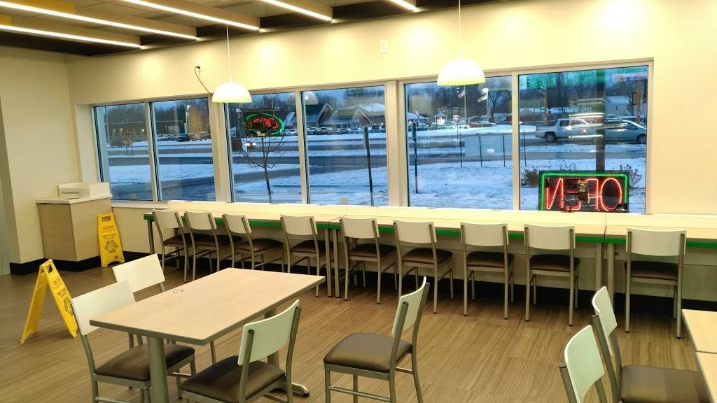 Subway Restaurants | restaurant | 915 Hwy 10 NE, Blaine, MN 55434, USA | 7637859111 OR +1 763-785-9111