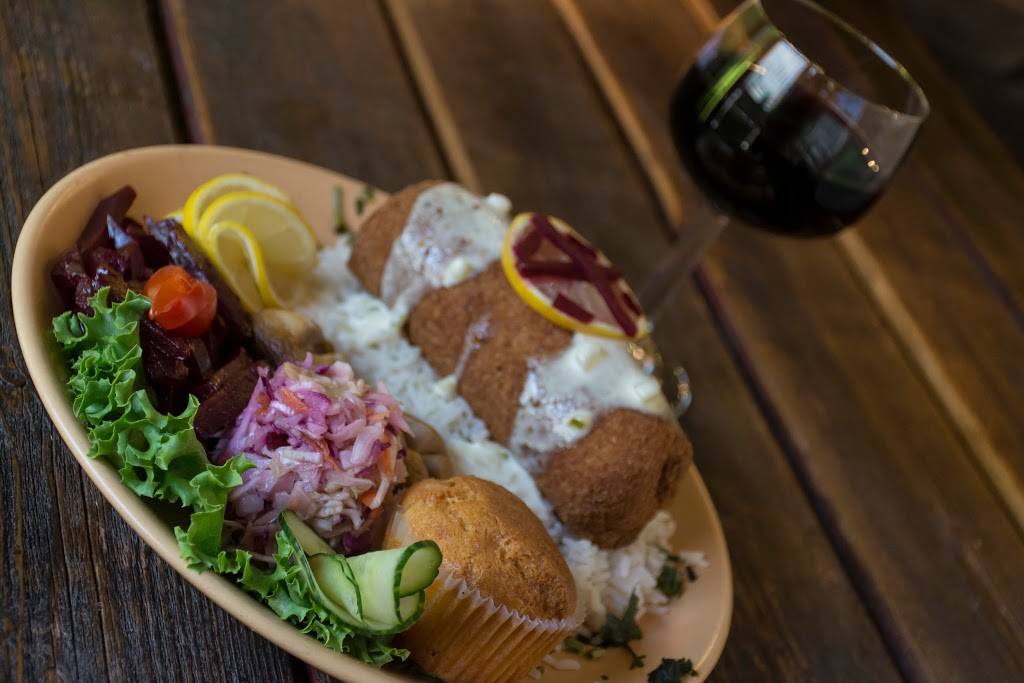 Queen Gypsy | restaurant | 10 Main St S, Brampton, ON L6W 2C3, Canada | 9054572001 OR +1 905-457-2001