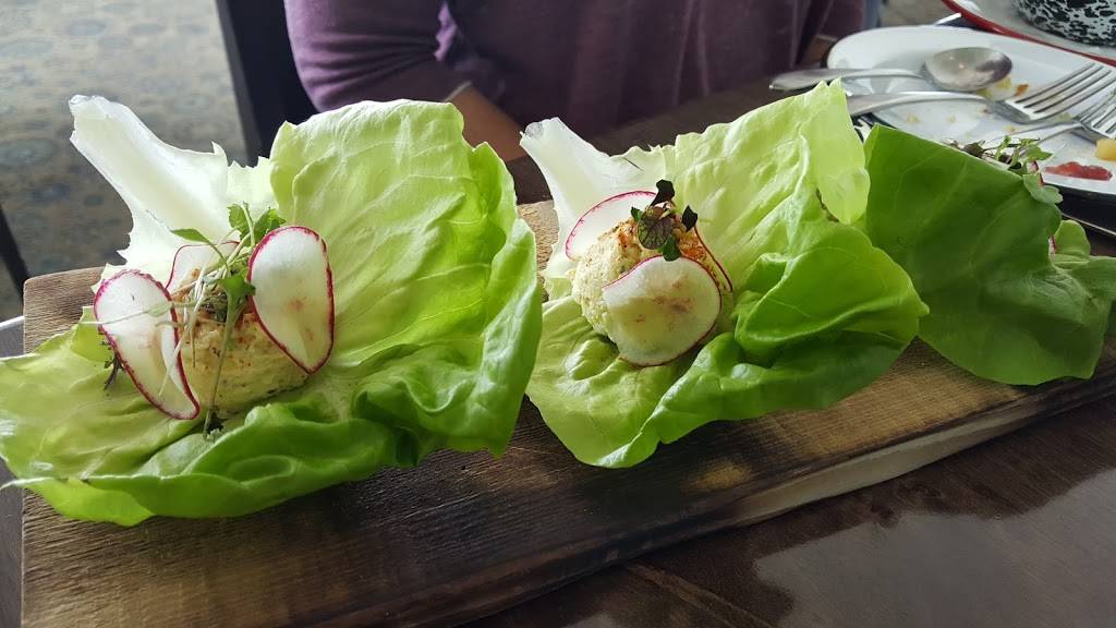 Southern Kitchen and Bar | restaurant | 831 1st St N, Jacksonville Beach, FL 32250, USA | 9043720444 OR +1 904-372-0444