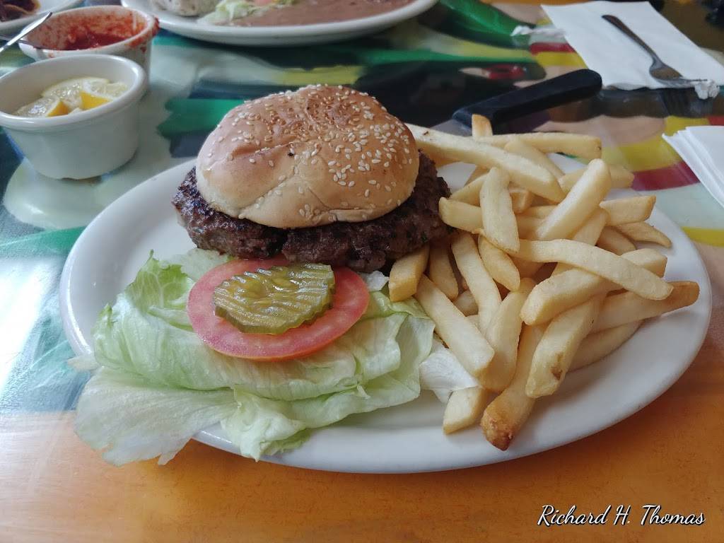 Pitic Restaurant and Lounge | restaurant | 1580 E Pima St, Phoenix, AZ 85034, USA | 6022580524 OR +1 602-258-0524