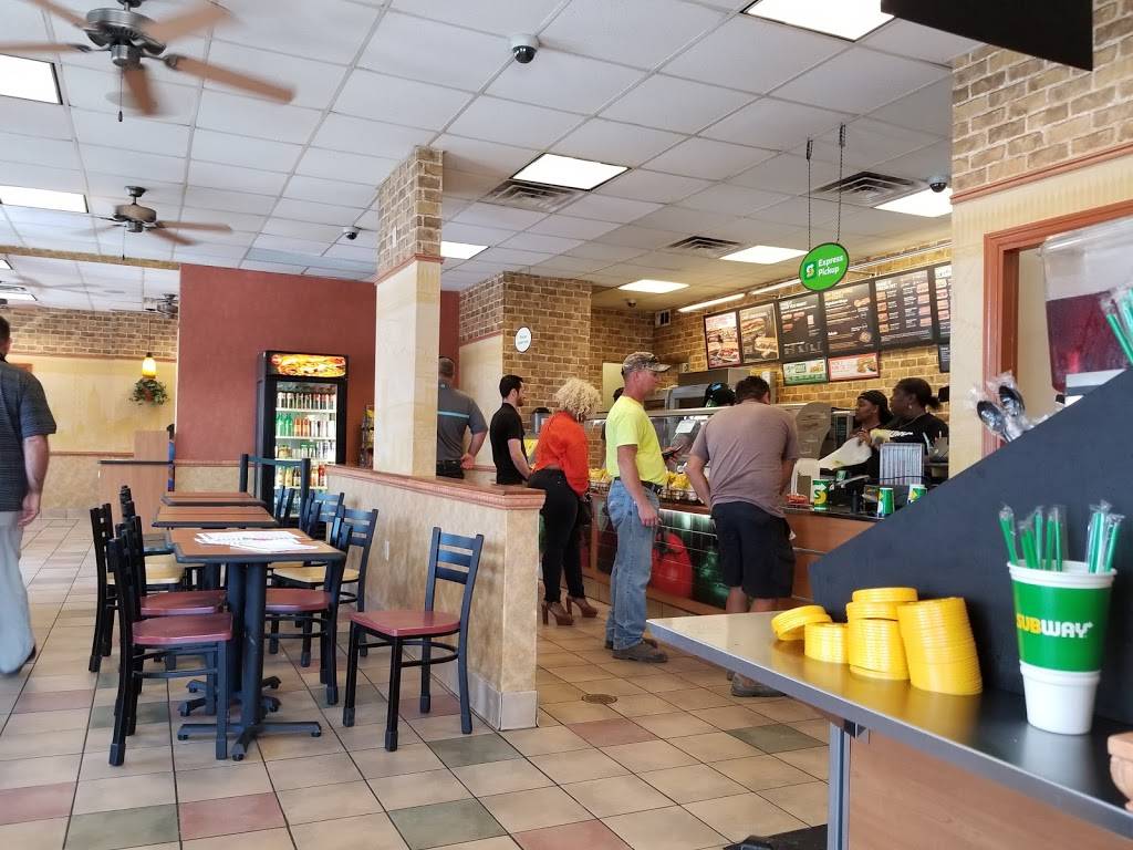 Subway | restaurant | 2100 8th Ave S, Nashville, TN 37204, USA | 6153851011 OR +1 615-385-1011