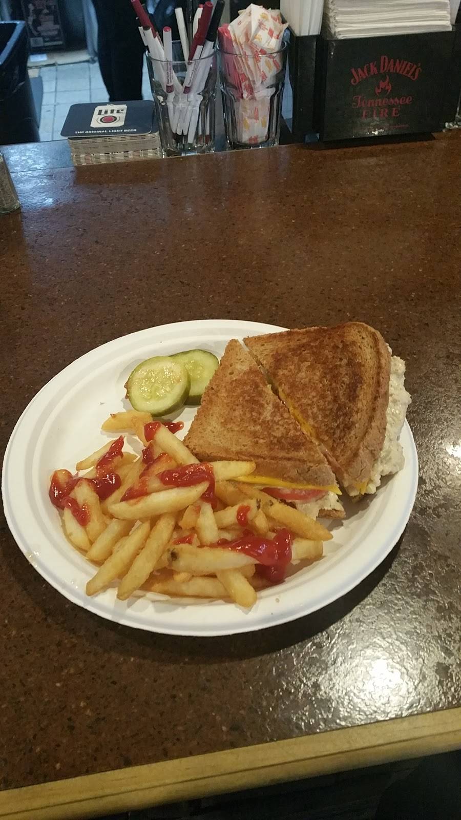 Hideaway Clinton | night club | 6421 Old Alexandria Ferry Rd, Clinton, MD 20735, USA | 3018561158 OR +1 301-856-1158