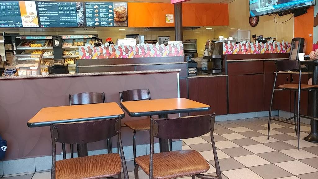 Dunkin | bakery | 49 River St, Waltham, MA 02453, USA | 7818915565 OR +1 781-891-5565
