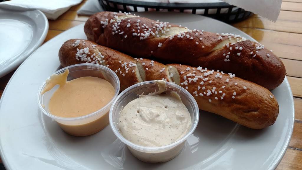 Reads Landing Brewing Company | restaurant | 70555 202nd Ave, Reads Landing, MN 55968, USA | 6515604777 OR +1 651-560-4777