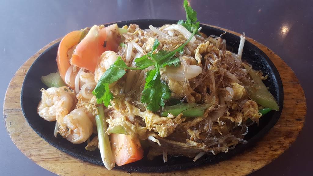 Natalee Thai | restaurant | 998 S Robertson Blvd, Los Angeles, CA 90035, USA | 3108559380 OR +1 310-855-9380