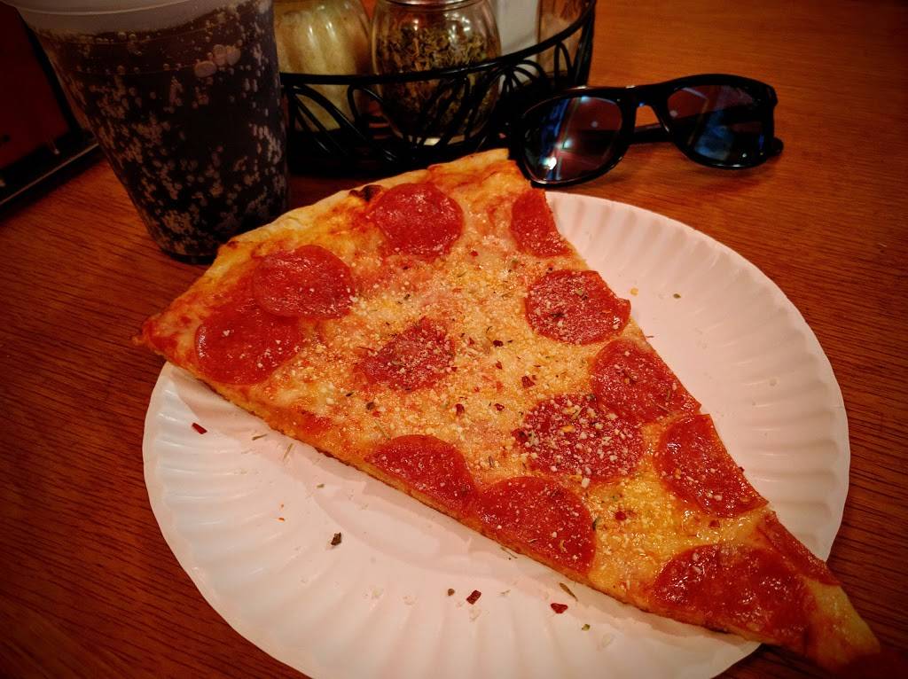 Church Street Pizza | restaurant | 115 Church St NW, Vienna, VA 22180, USA | 7039381155 OR +1 703-938-1155