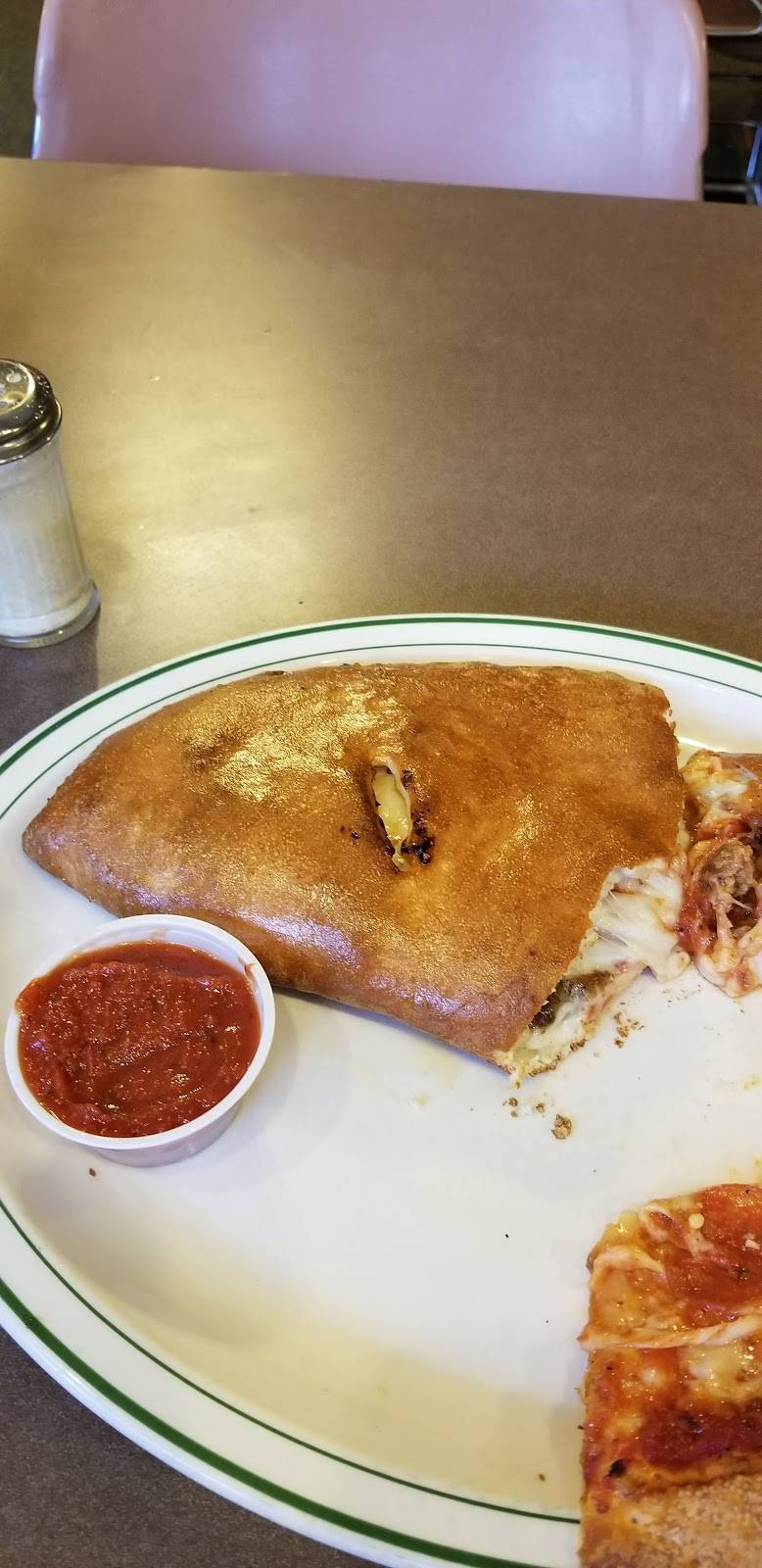 Buzzys NYPD | restaurant | 211 Ridge Ave, Greendale, IN 47025, USA | 8125371802 OR +1 812-537-1802