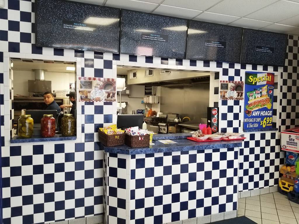 Francesco Steaks | restaurant | 7220 Frankford Ave, Philadelphia, PA 19135, USA | 2153330800 OR +1 215-333-0800