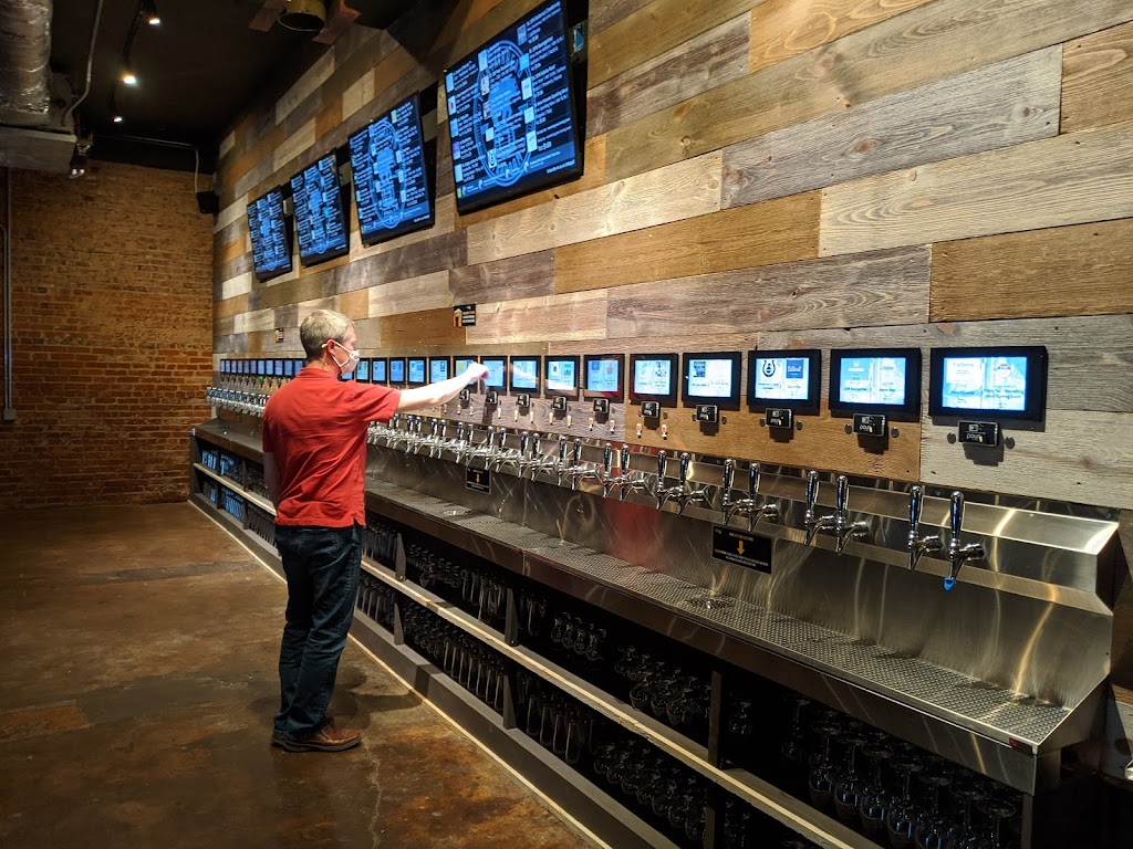 Fountainhead Taproom | restaurant | 1617 Rossville Ave, E Main St 1 Block off, Chattanooga, TN 37408, USA | 4235416355 OR +1 423-541-6355